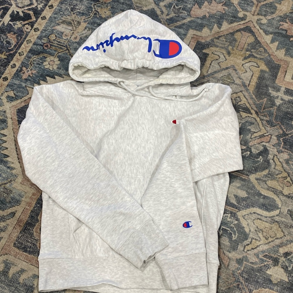 Xs champion logo hoodie light gray perfect condition.